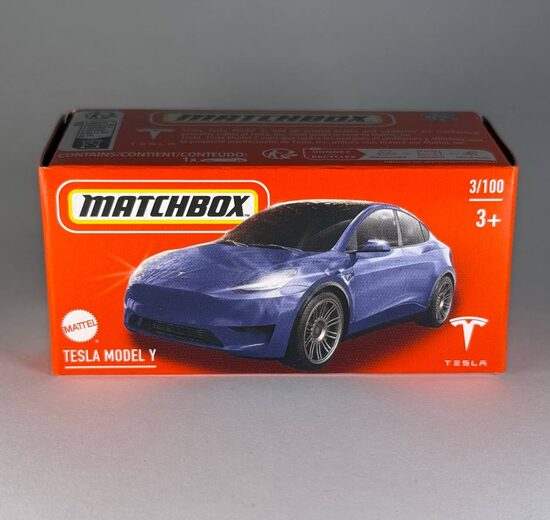 Tesla Model Y , Blue